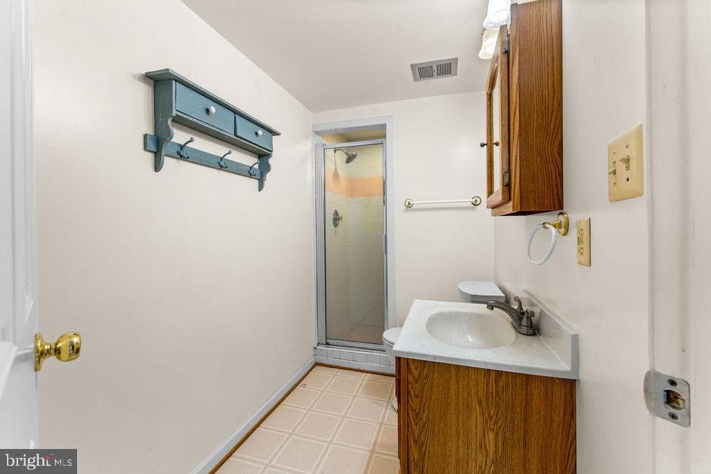 19355 Frenchton Place photo 38