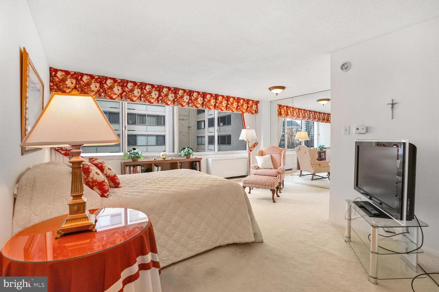 5500 Friendship Boulevard #1423n &amp; 1424n photo 25
