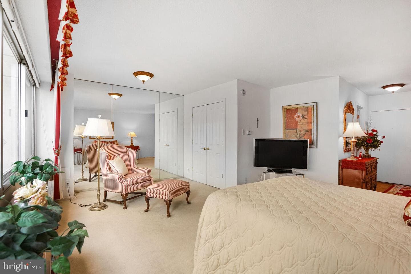 5500 Friendship Boulevard #1423n &amp; 1424n photo 26