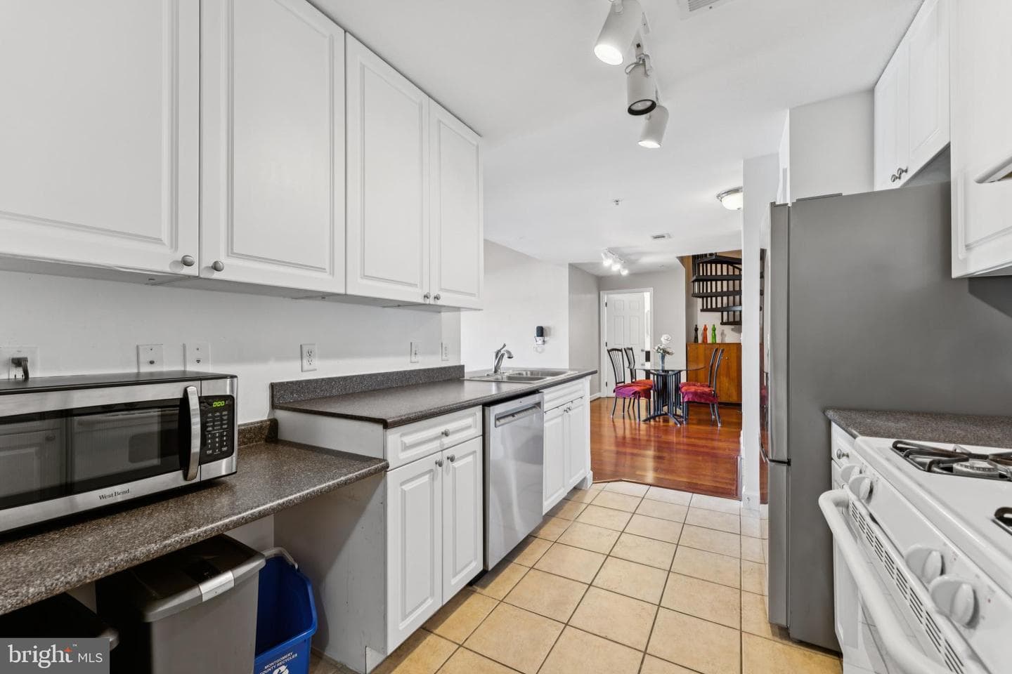 501 Hungerford Drive #459 photo 11