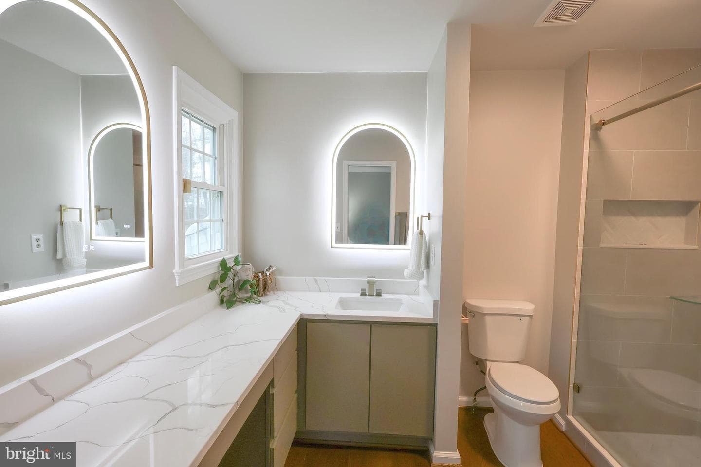 2800 Gunarette Way photo 22