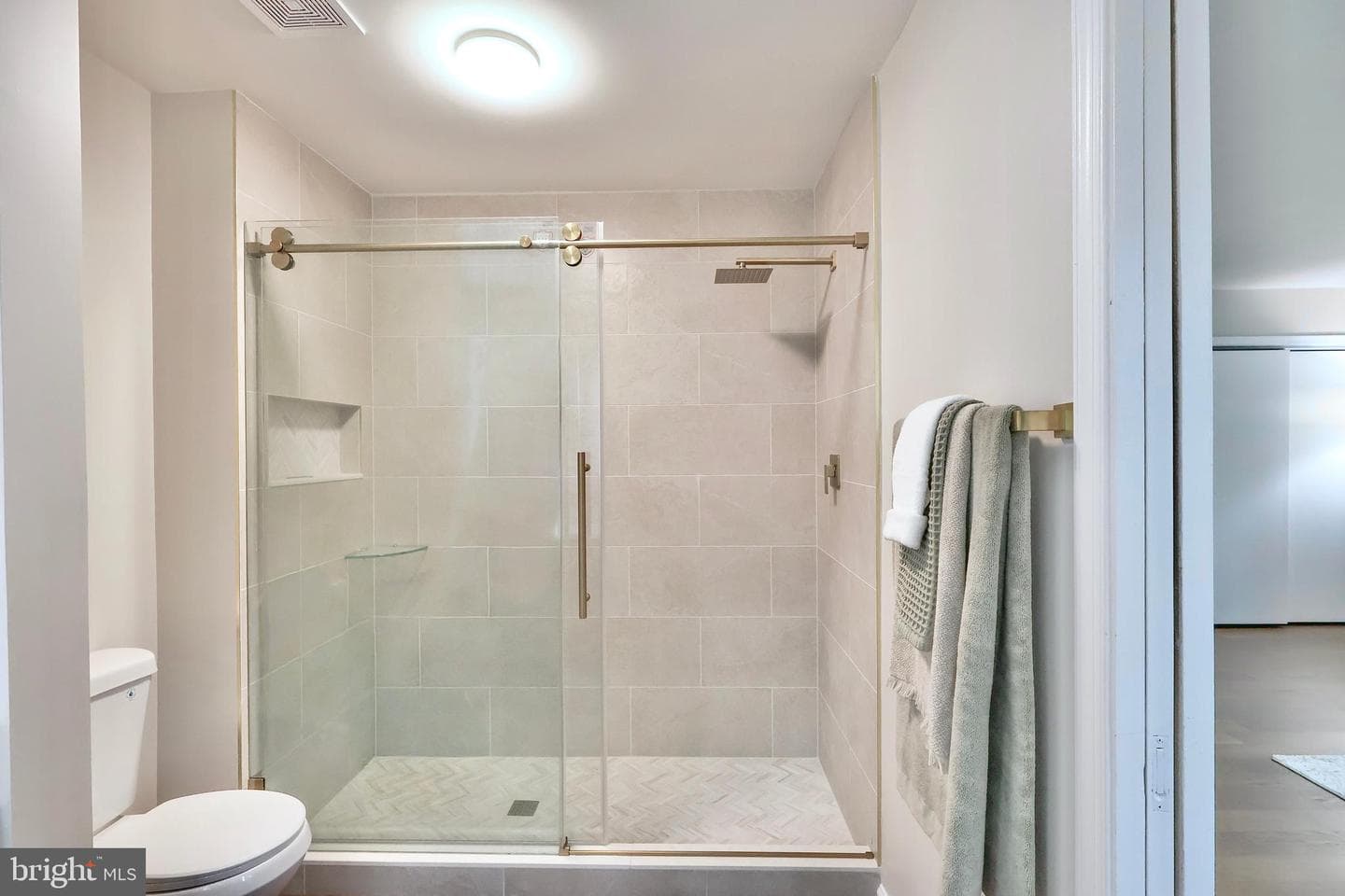 2800 Gunarette Way photo 25