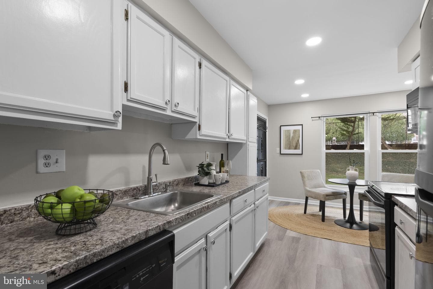 11320 Halethorpe Terrace #186 photo 9