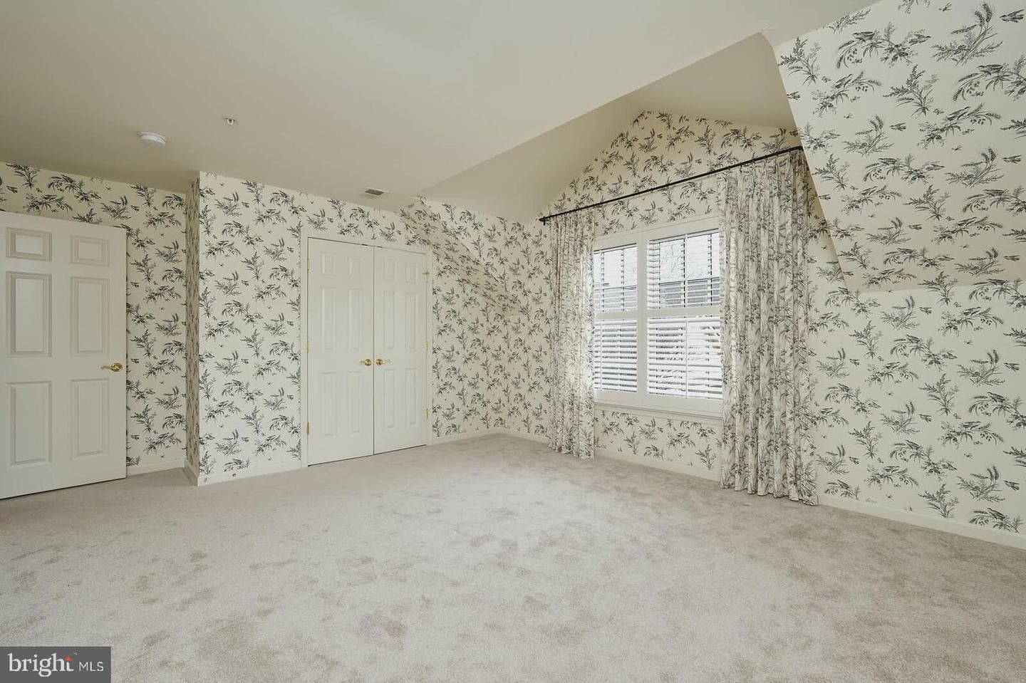 300 Lisa Oaks Way photo 20