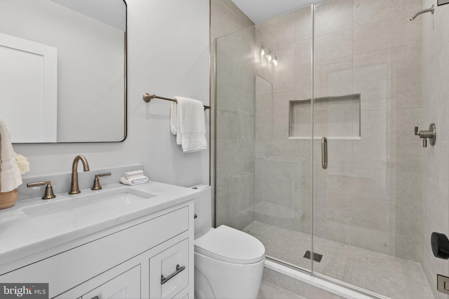 8722 Ewing Drive photo 46