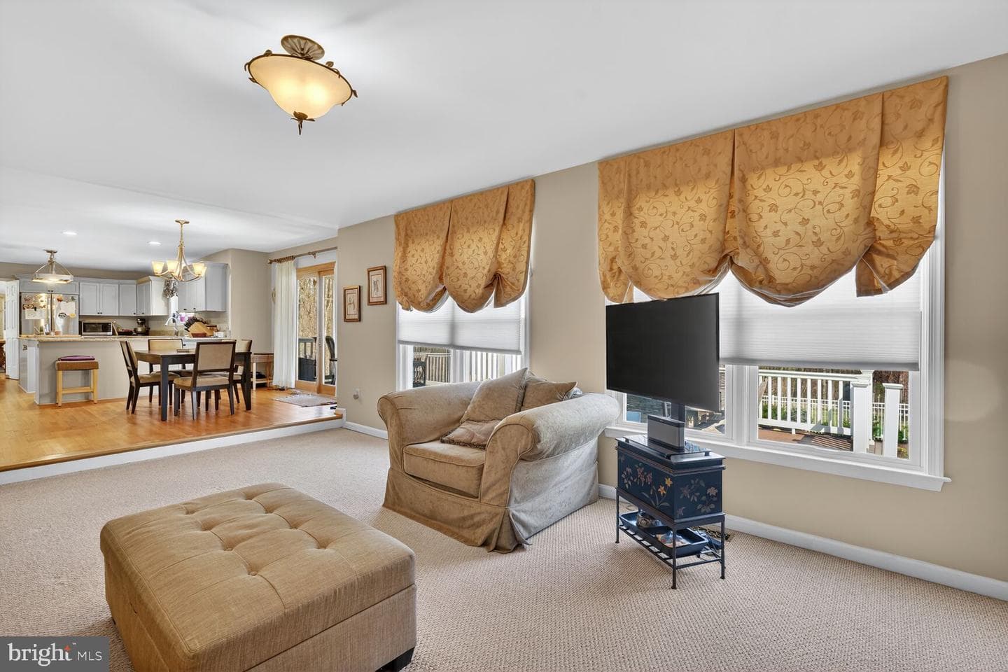 2036 Mayflower Drive photo 13