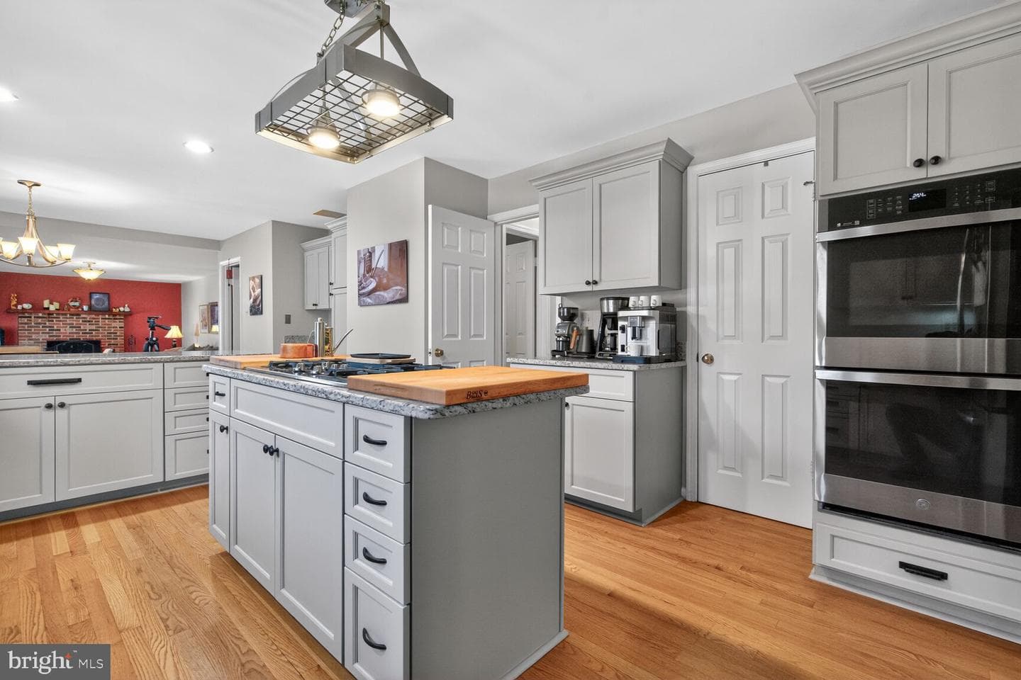 2036 Mayflower Drive photo 8