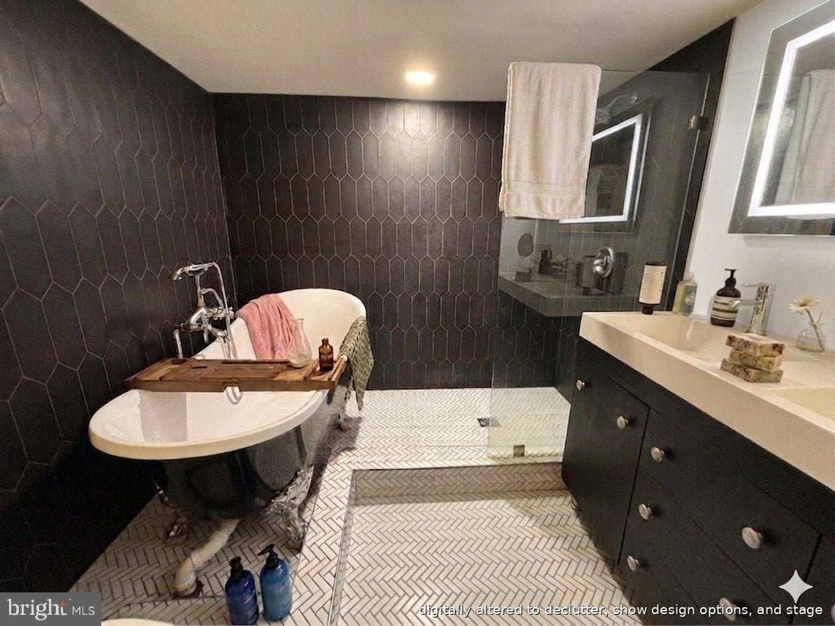 6906 Sycamore Avenue photo 32