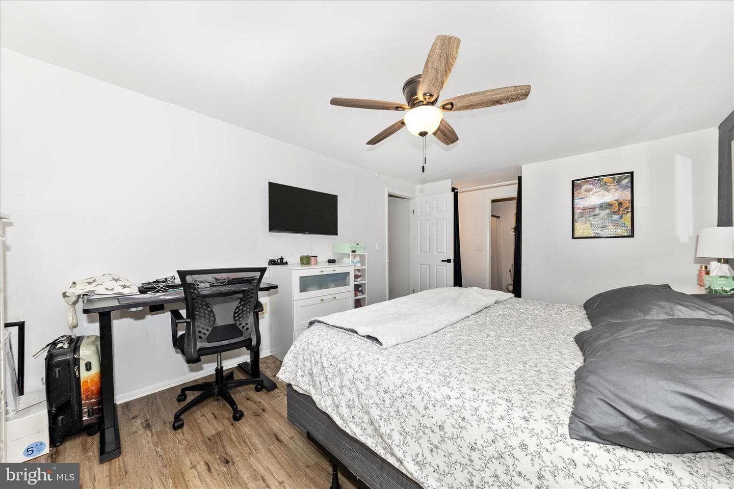 18100 Chalet Drive #13-301 photo 23