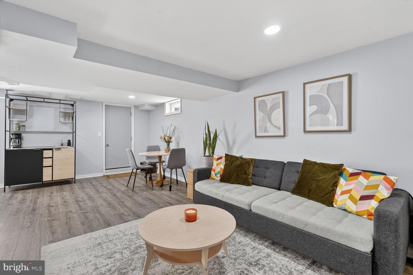 1501 Bradley Avenue photo 24