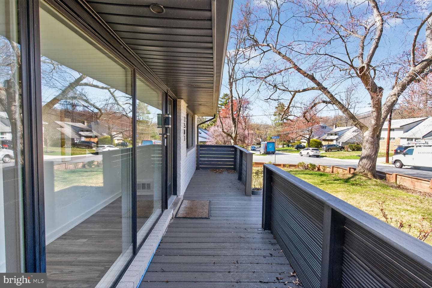 1501 Bradley Avenue photo 3