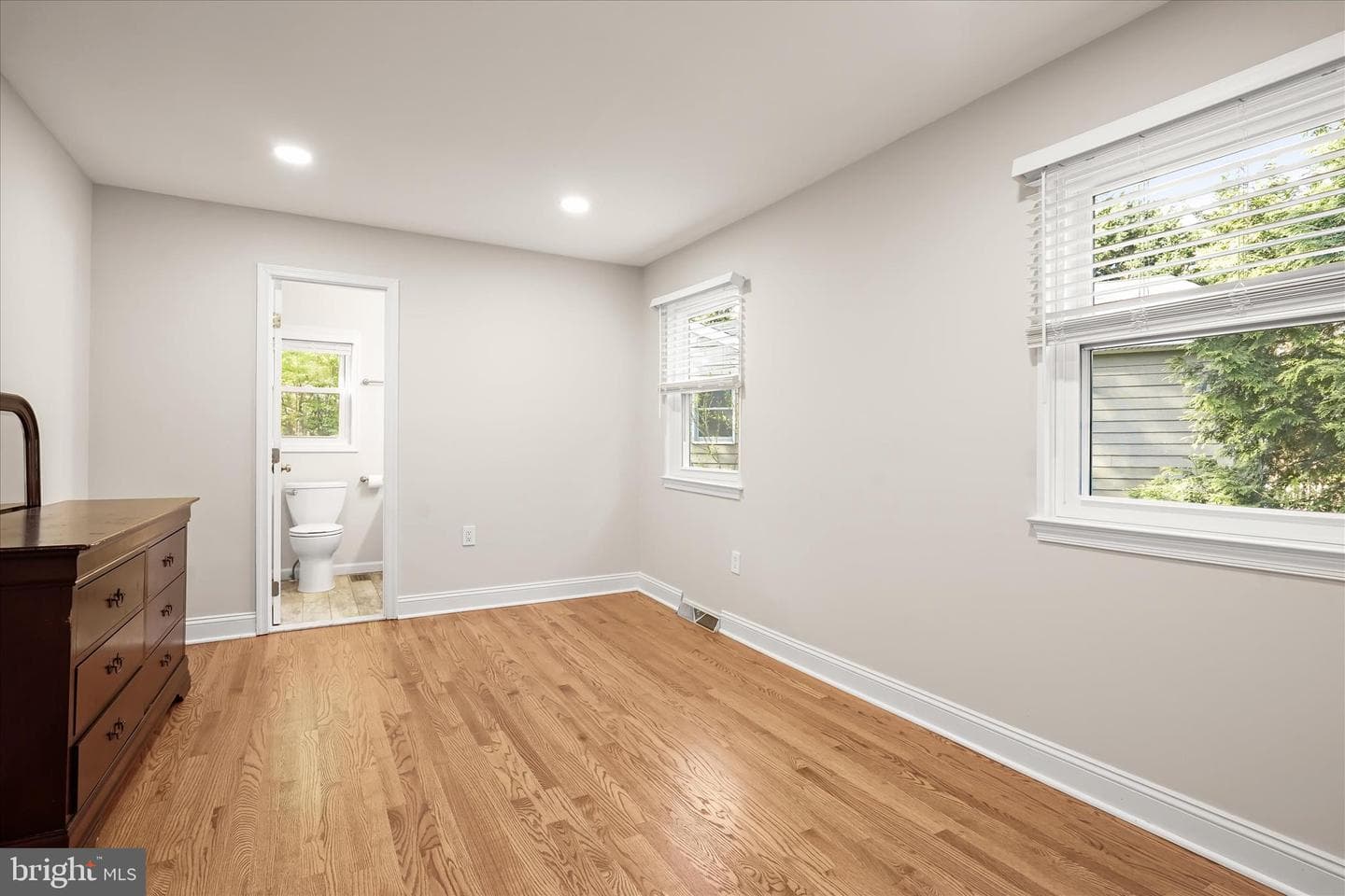 625 Watts Branch Parkway photo 20