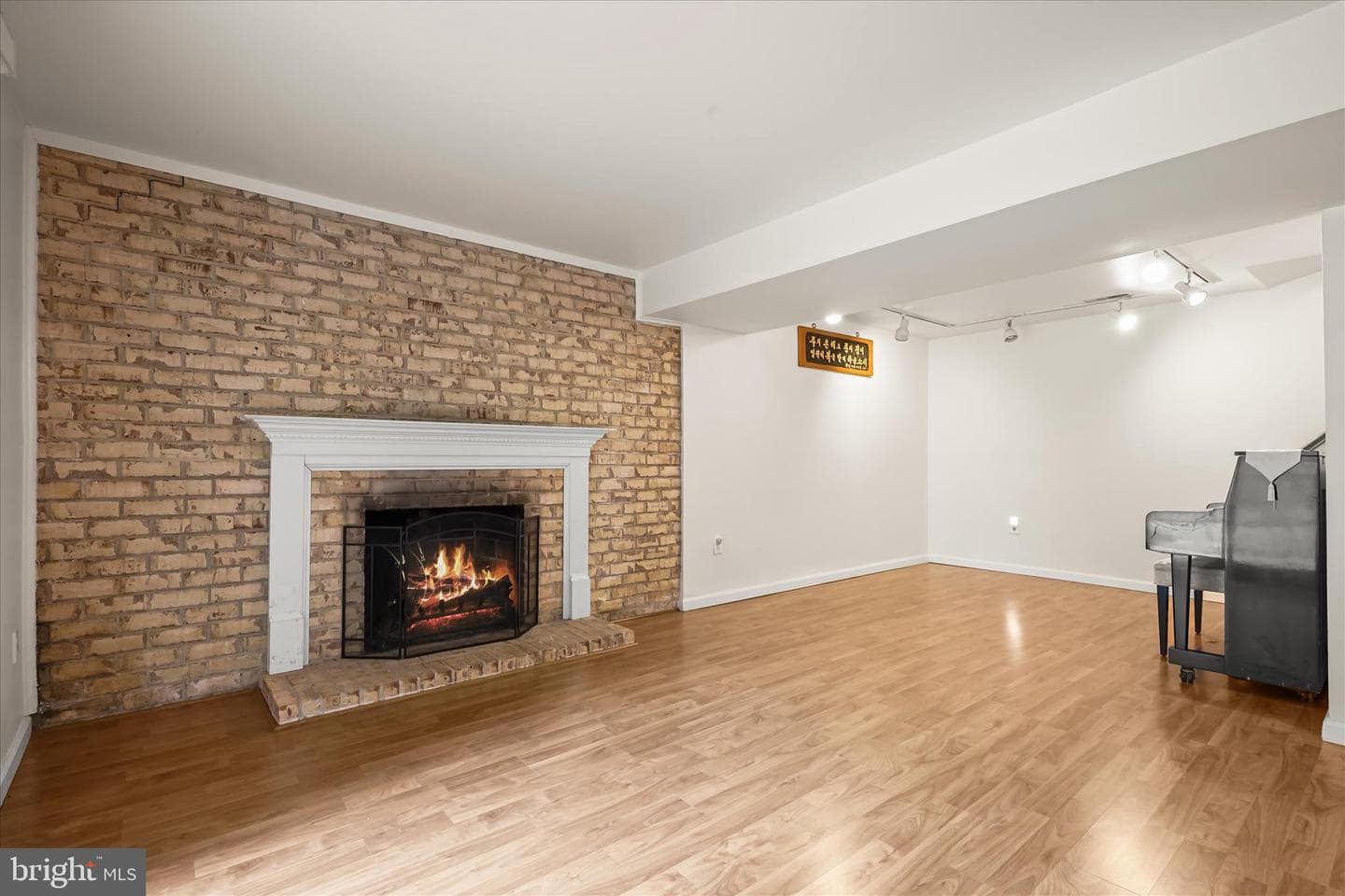 625 Watts Branch Parkway photo 36