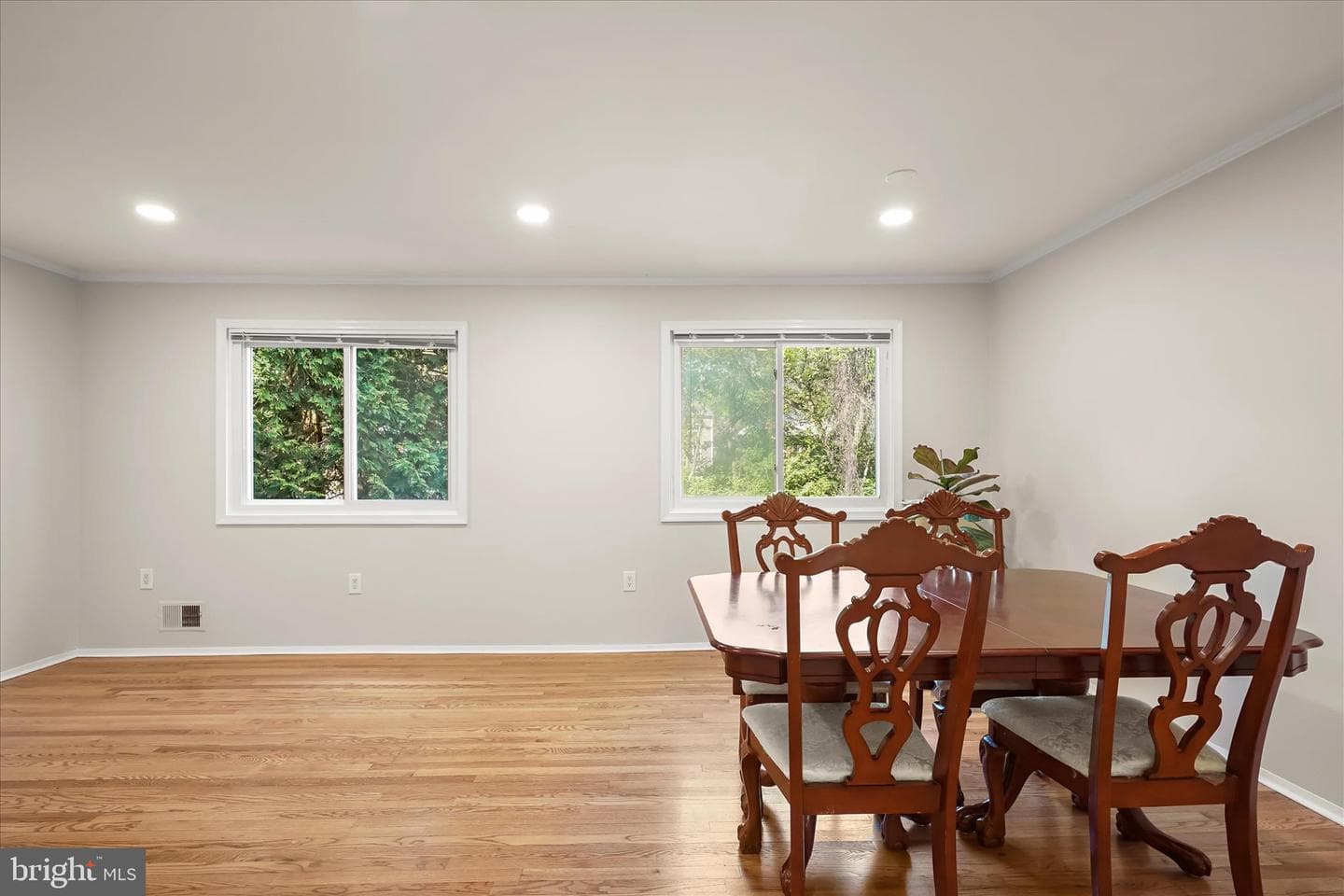 625 Watts Branch Parkway photo 9
