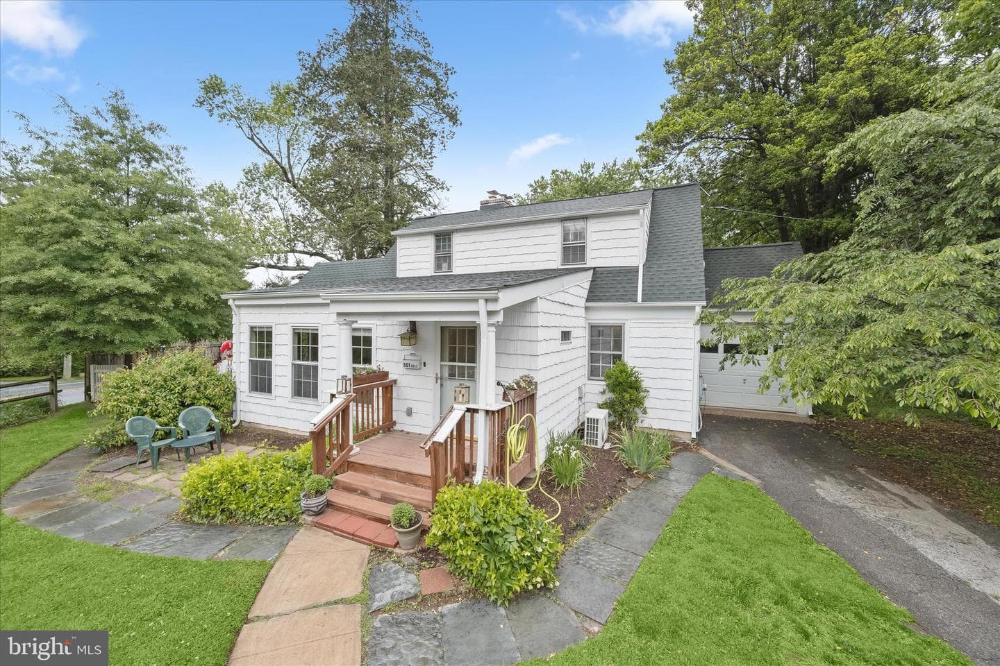 301 Dale Drive photo 28