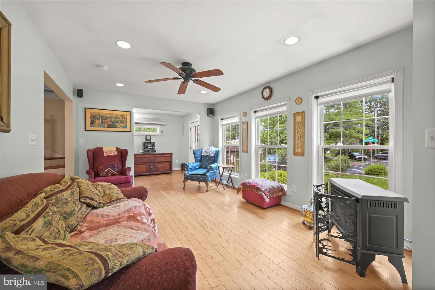 301 Dale Drive photo 4