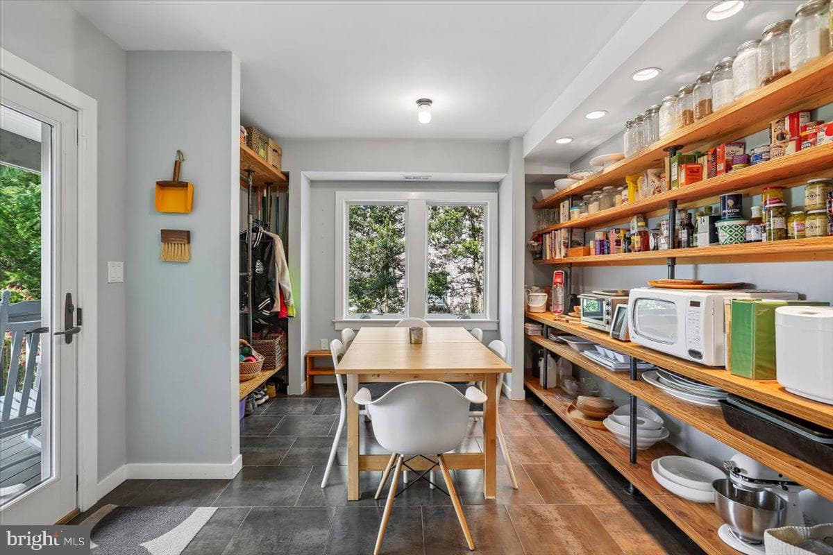 6404 Western Avenue photo 35