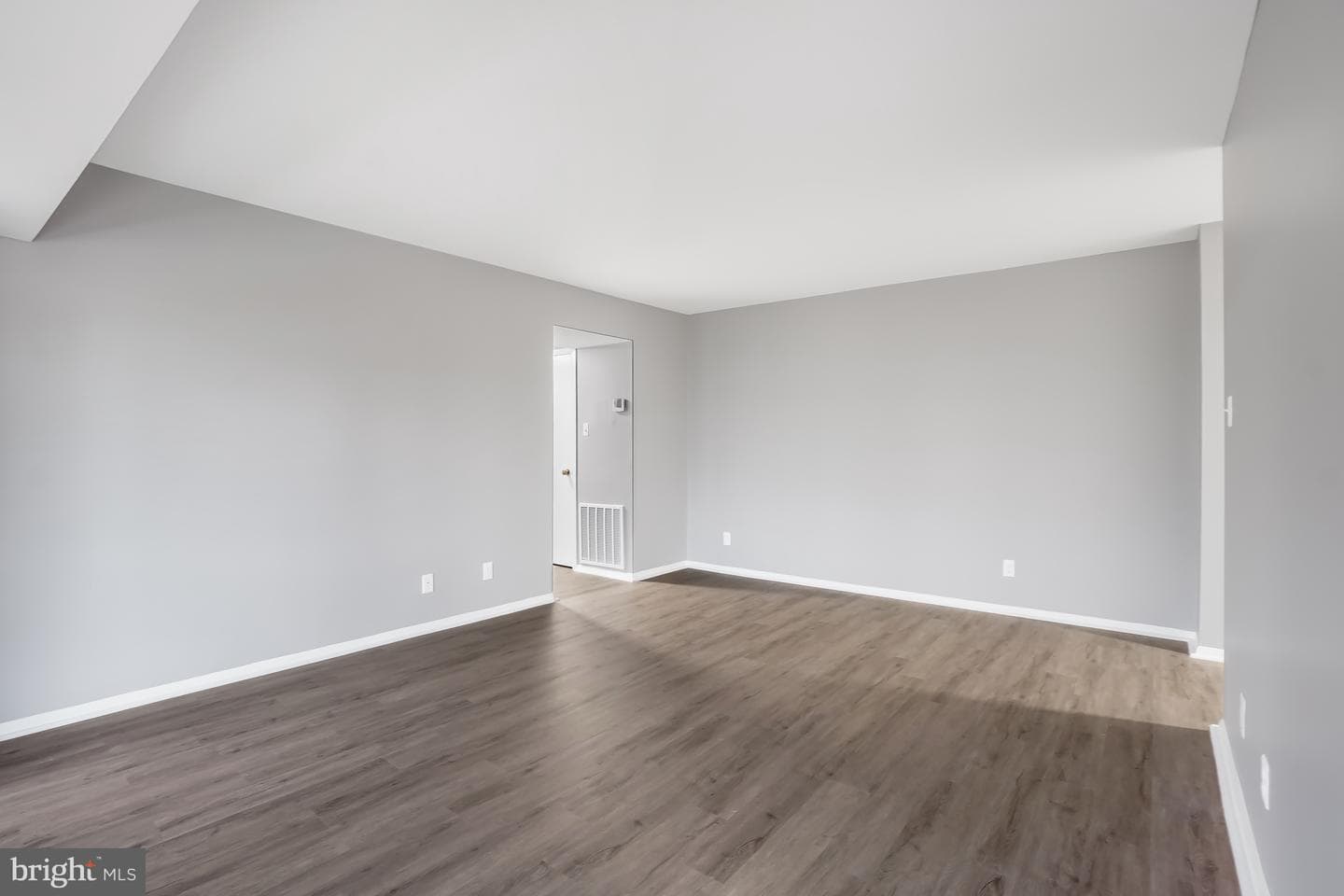 11419 Commonwealth Drive #303 photo 31
