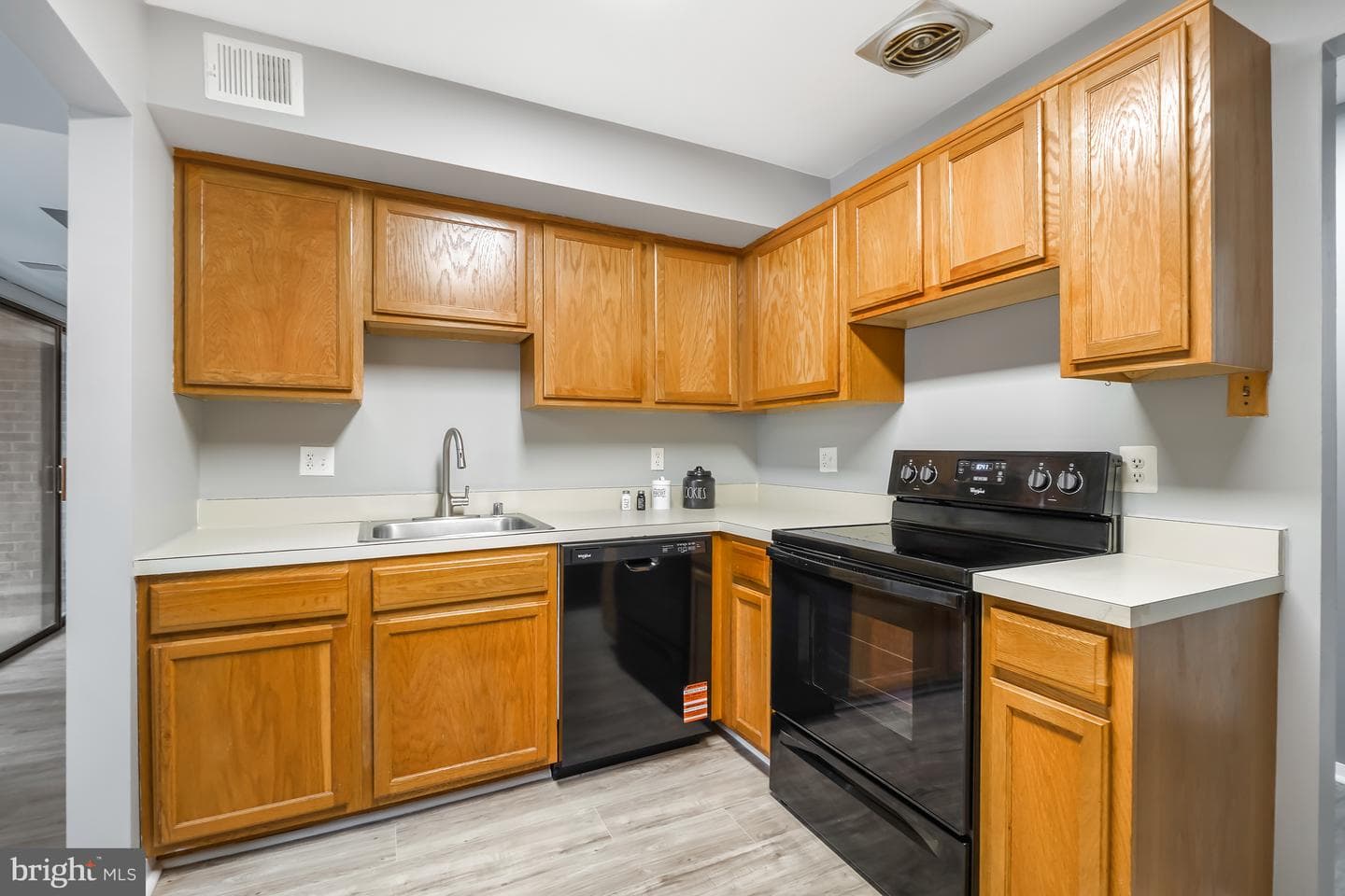 11419 Commonwealth Drive #303 photo 9