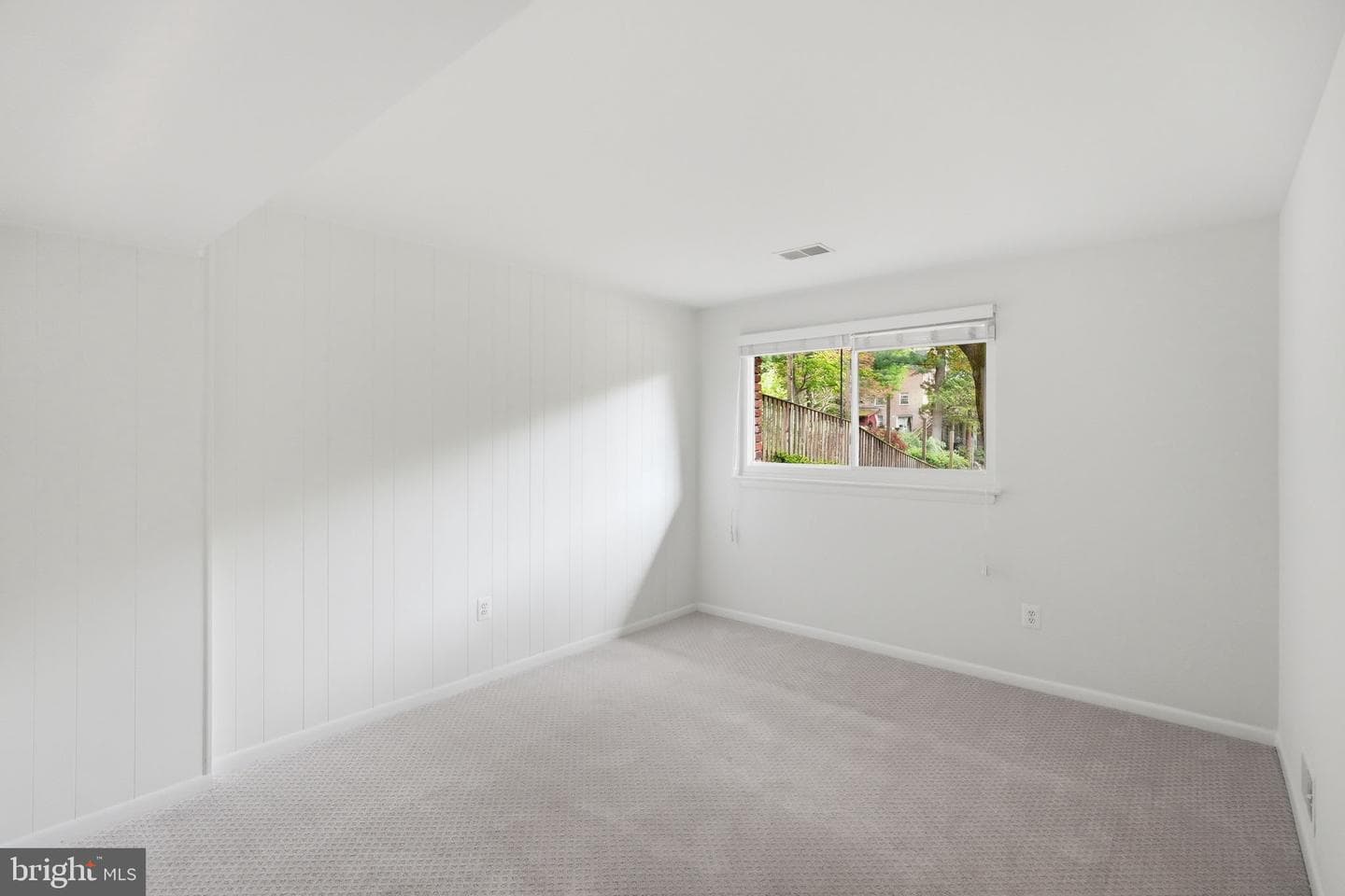 748 Beall Avenue photo 28