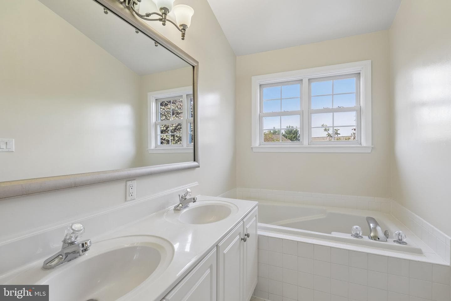 14214 Plum Run Way photo 13