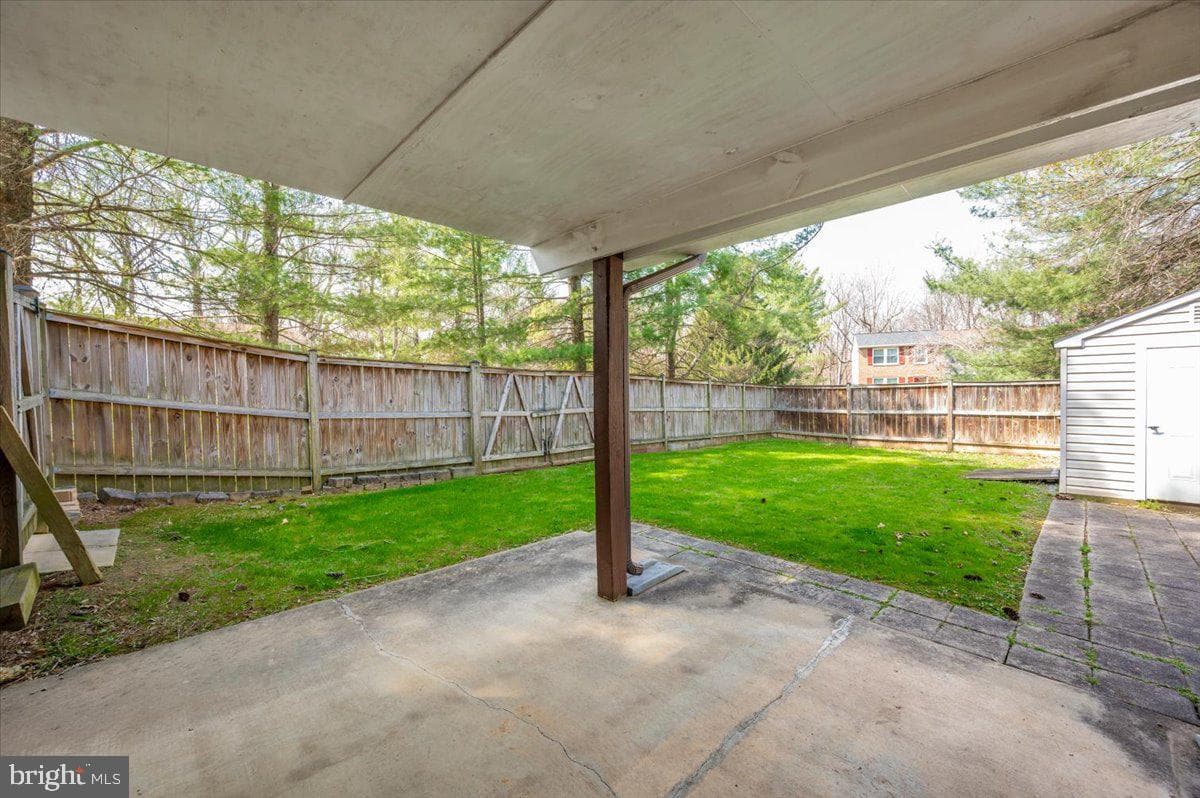 24224 Newbury Road photo 50