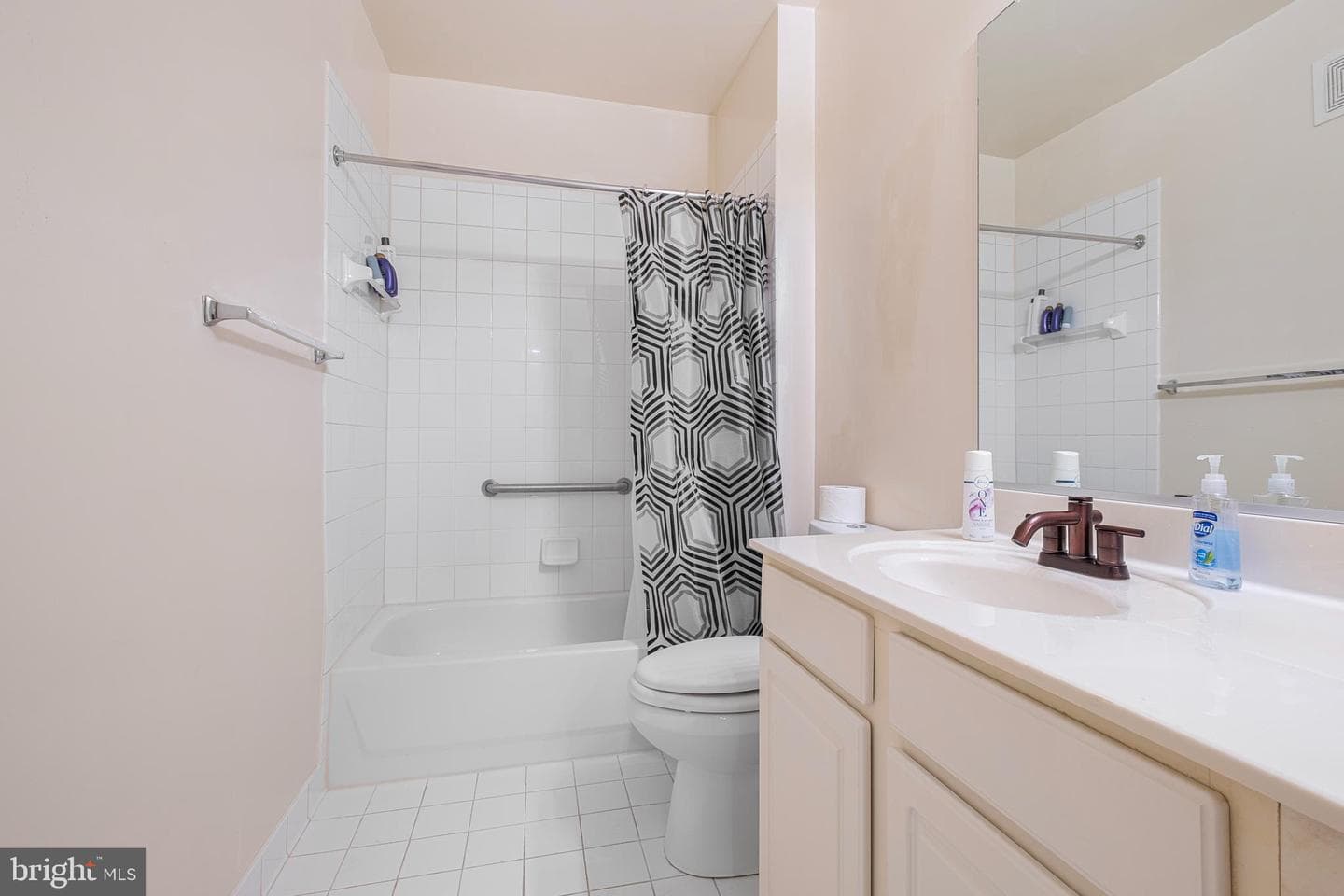 300 High Gables Drive #305 photo 11