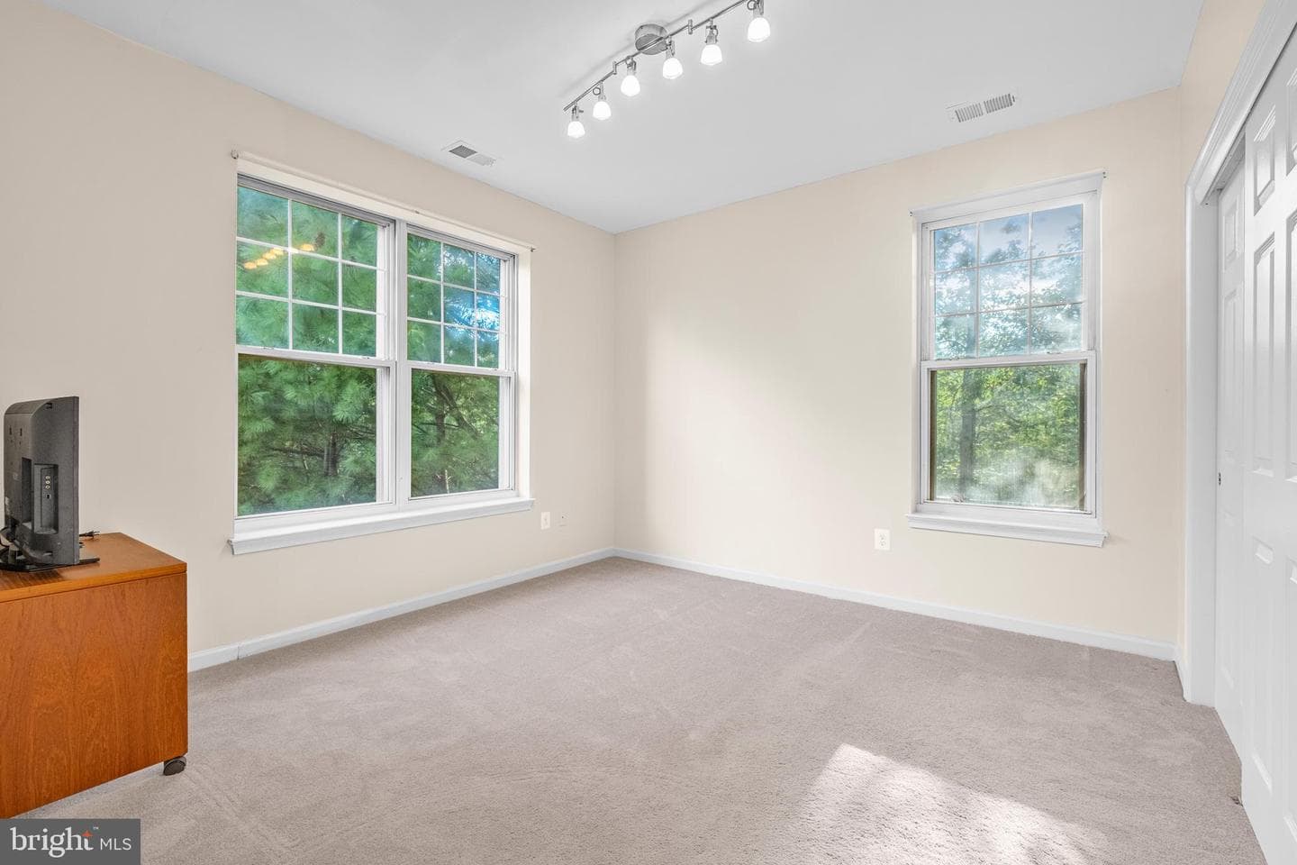 300 High Gables Drive #305 photo 12