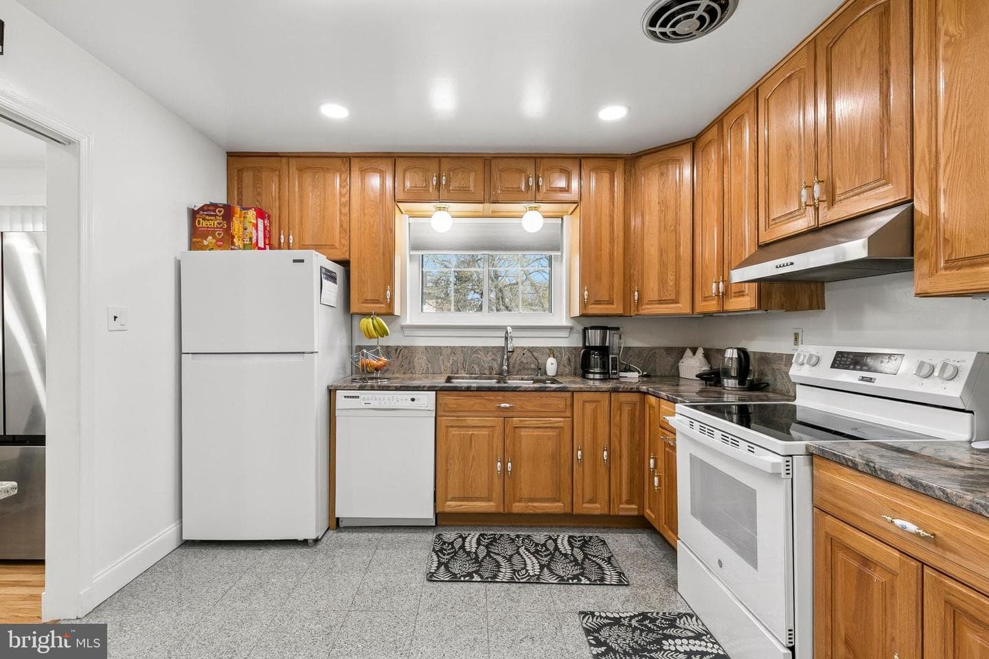 12829 Baker Drive photo 16