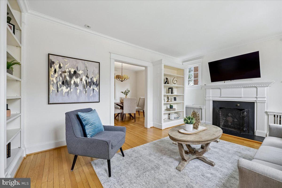 4913 Chevy Chase Boulevard photo 23