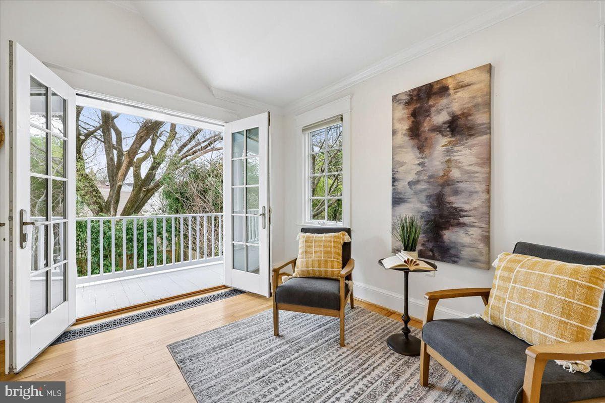 4913 Chevy Chase Boulevard photo 31
