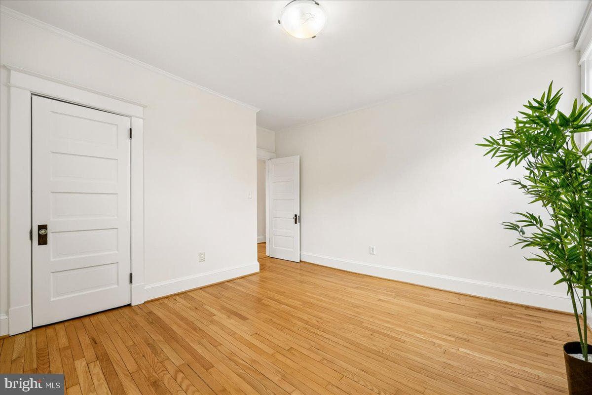 4913 Chevy Chase Boulevard photo 42