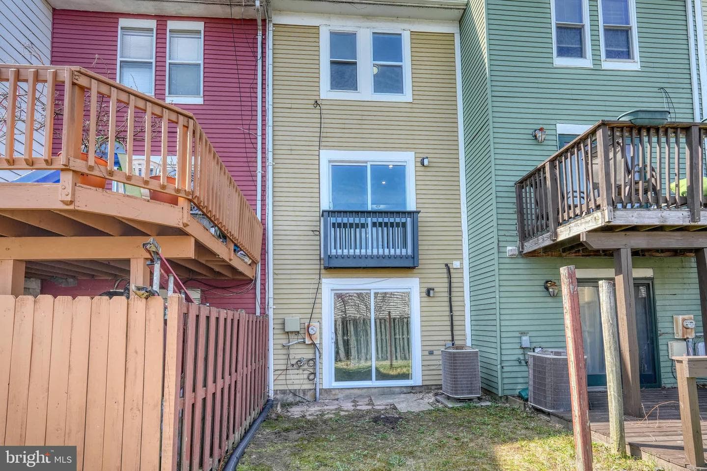 3034 Shepperton Terrace photo 33