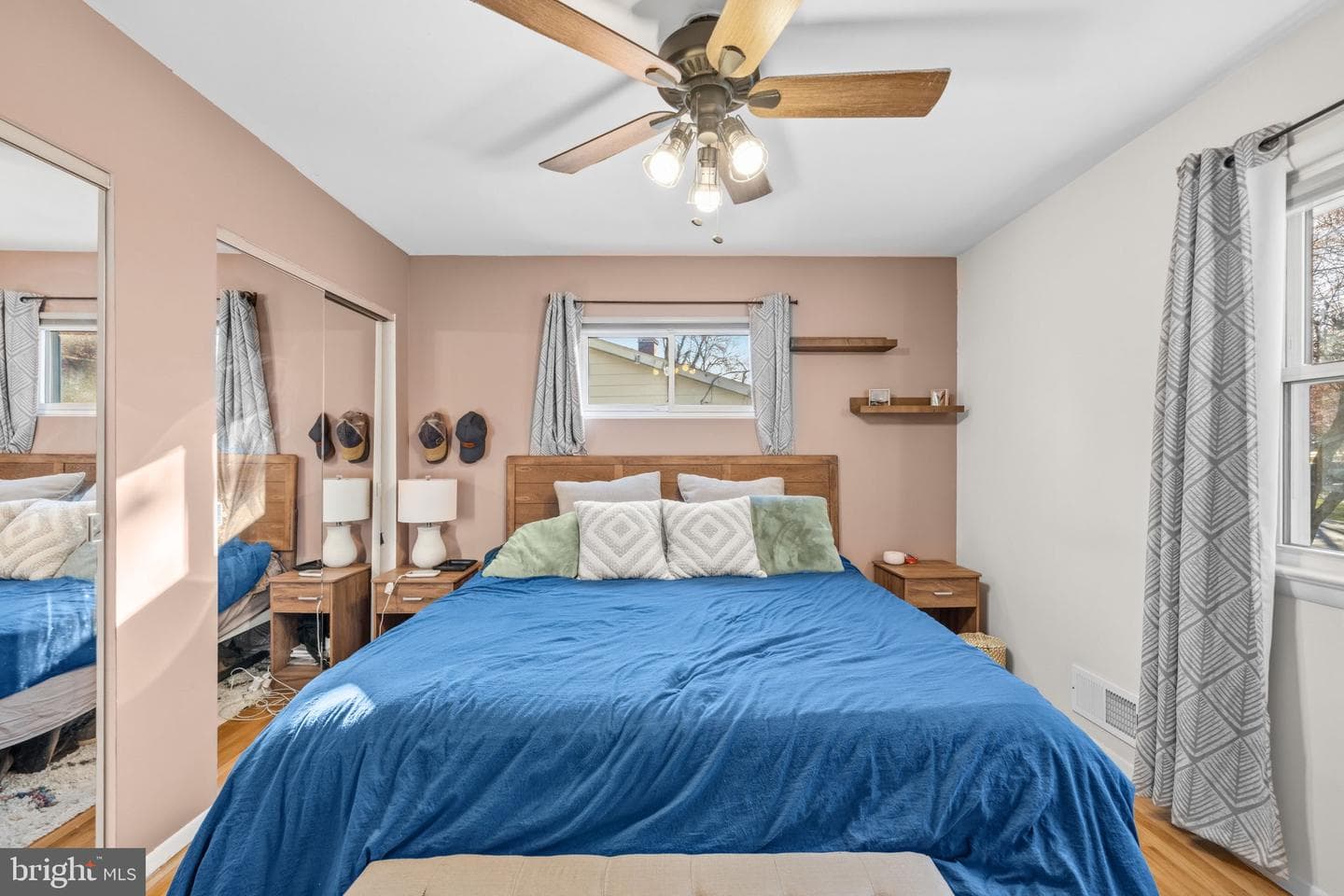 5609 Pier Drive photo 20
