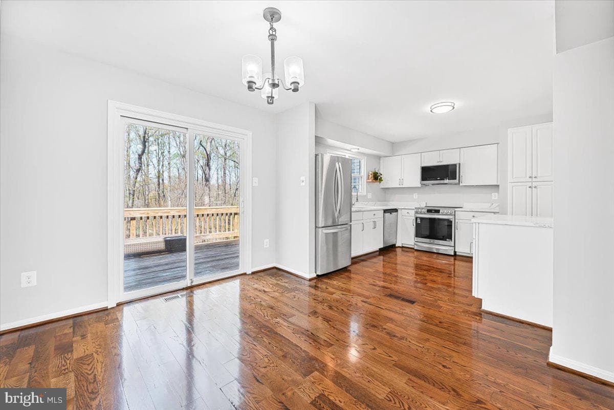 17641 Longview Lane photo 18