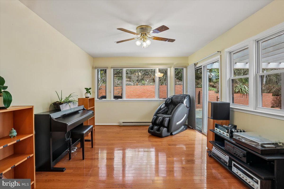 11415 Bedfordshire Avenue photo 14