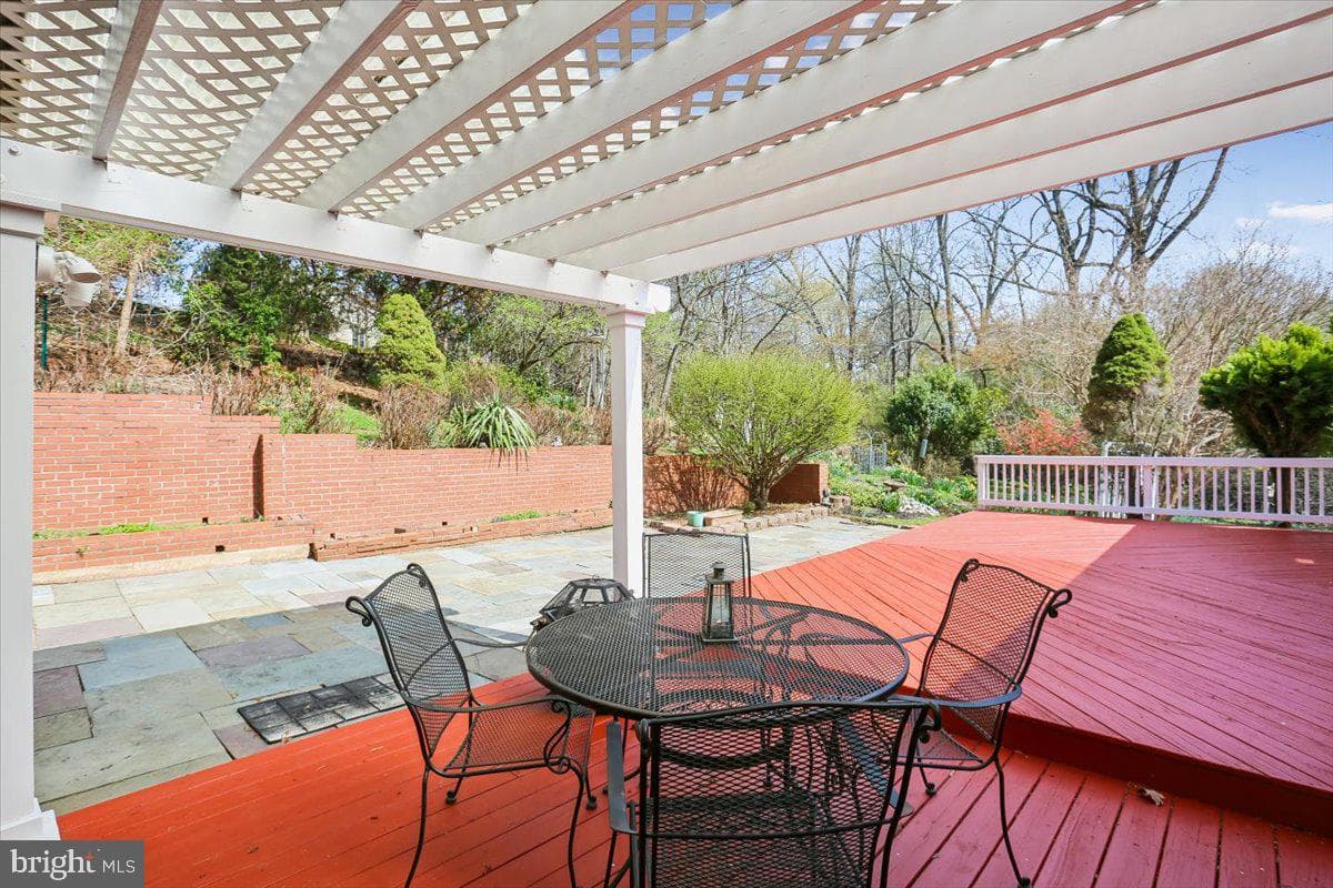 11415 Bedfordshire Avenue photo 26