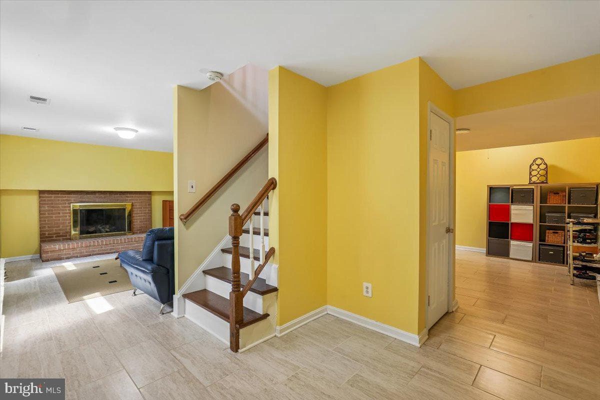 11415 Bedfordshire Avenue photo 29