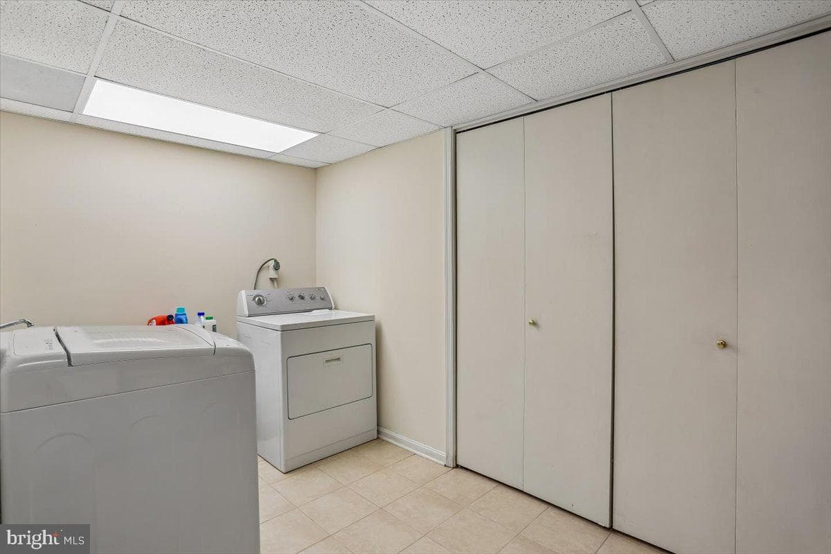 11415 Bedfordshire Avenue photo 34