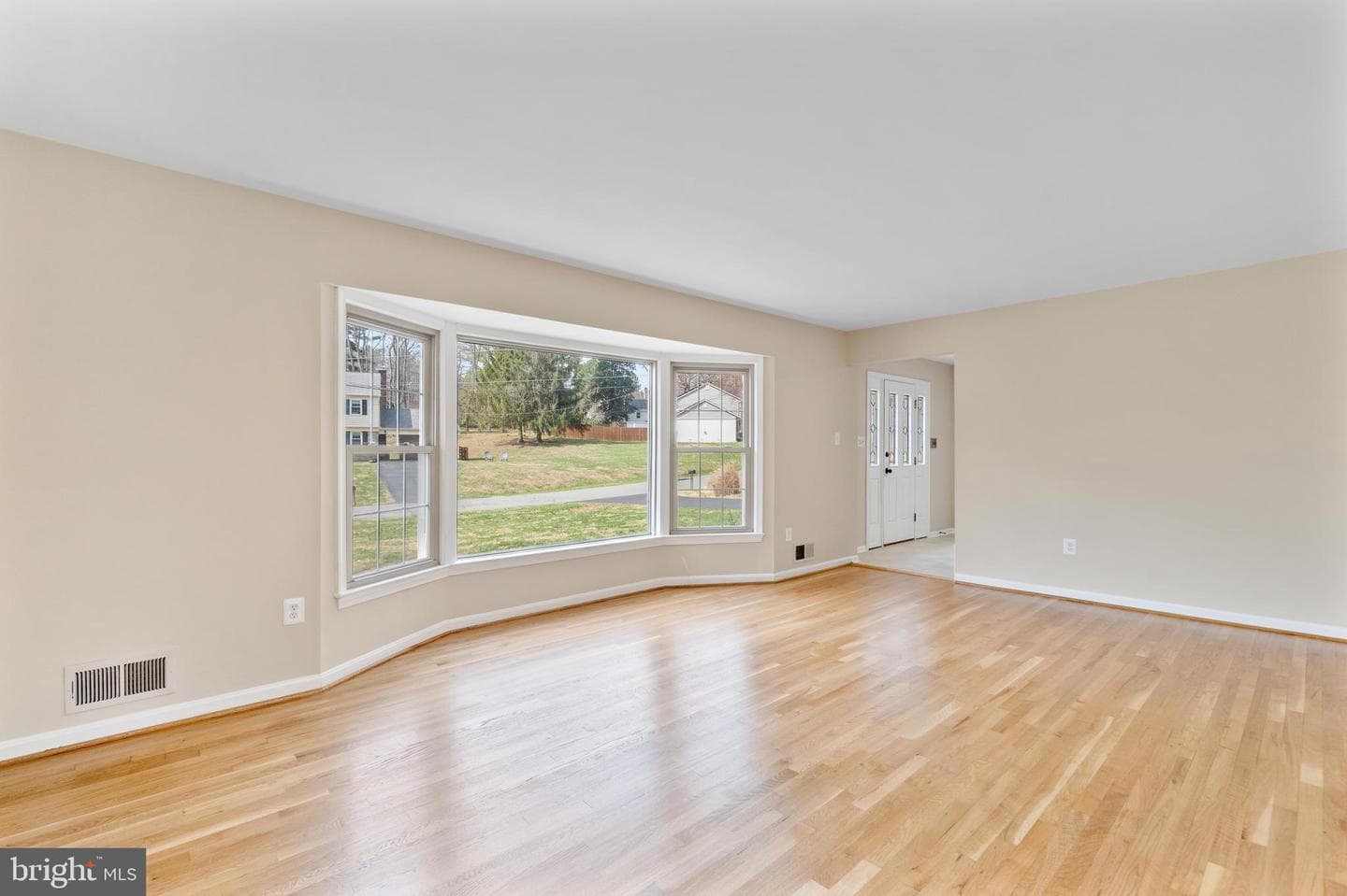 13605 Stoner Drive photo 5