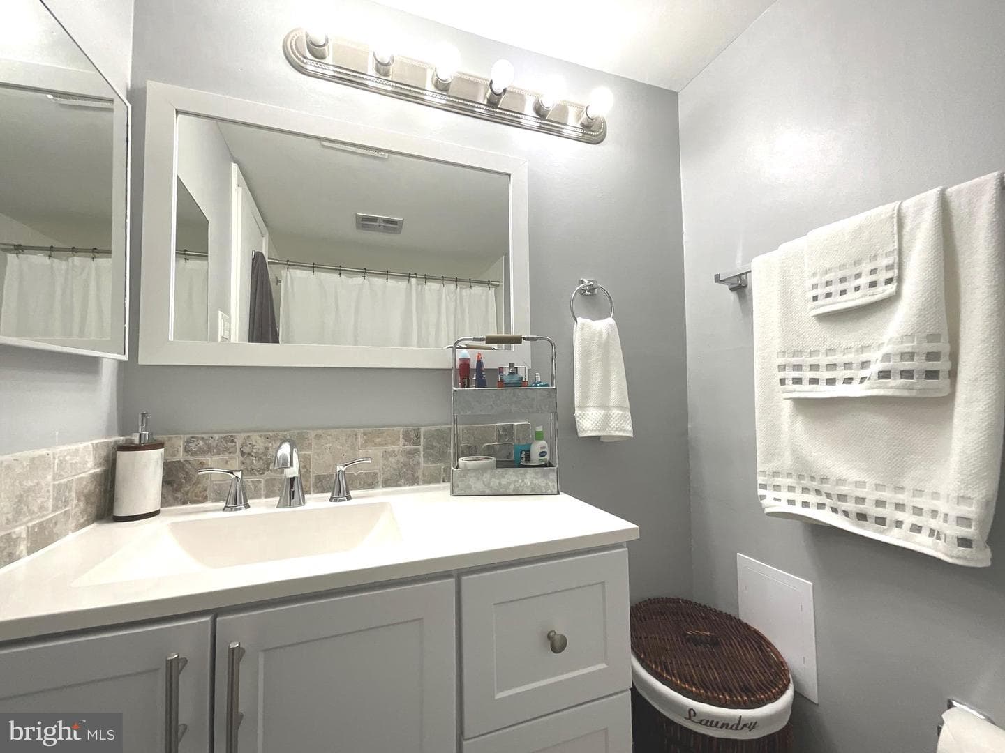 740 Quince Orchard Boulevard #202 photo 34