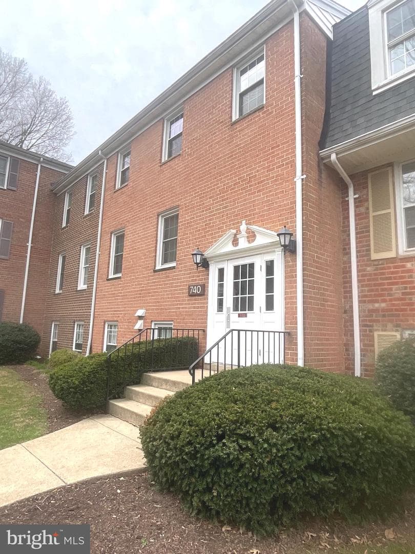 740 Quince Orchard Boulevard #202 photo 39
