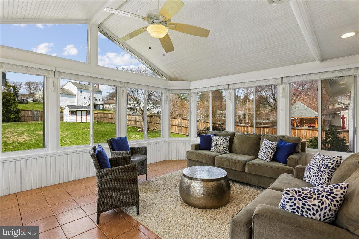 24328 Flamingo Terrace photo 14