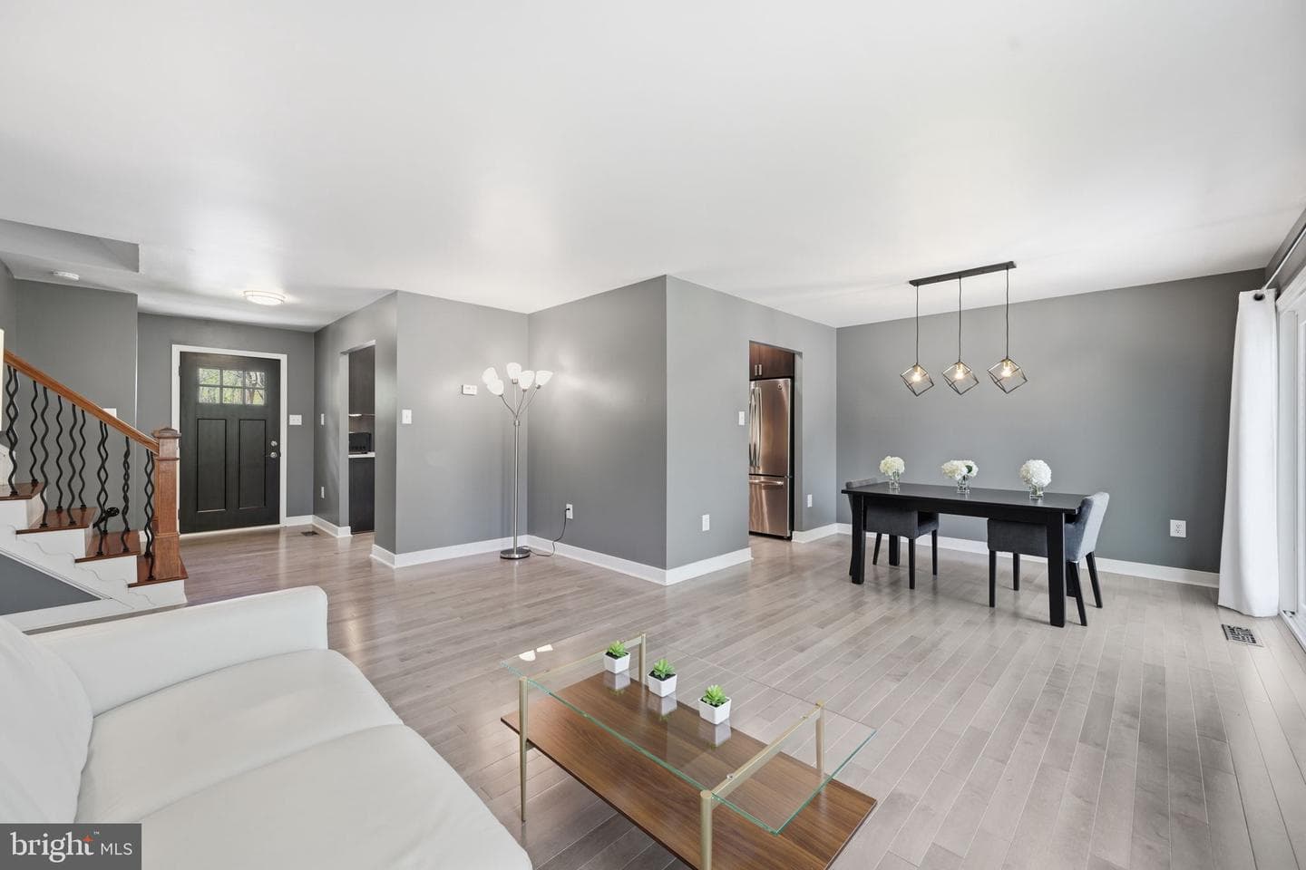 7 Bentley Court photo 6