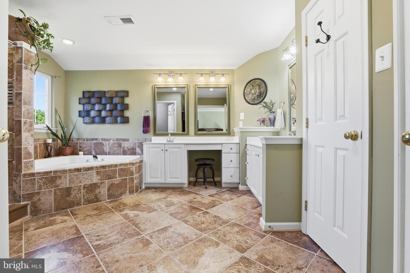 24213 Hailey Drive photo 32