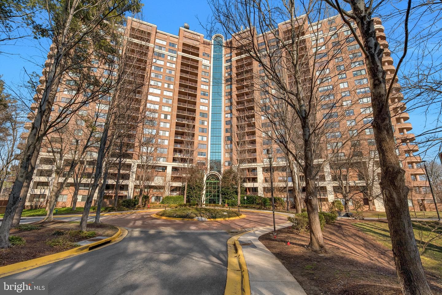 10101 Grosvenor Place #1908, Rockville
