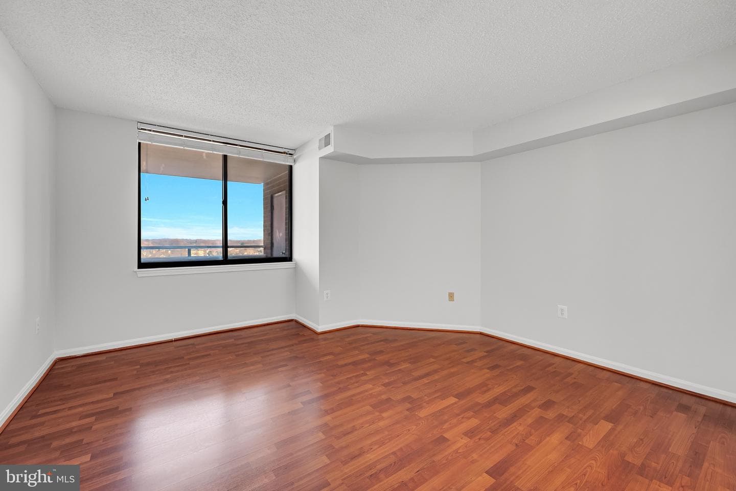 10101 Grosvenor Place #1908 photo 32