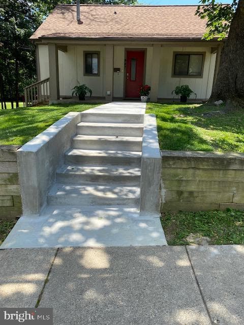 327 S Horners Lane photo 69