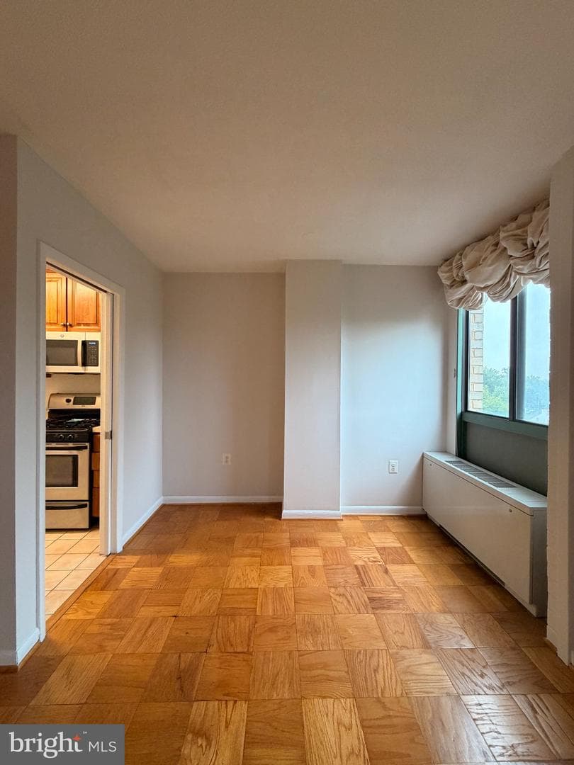 4242 E West Highway #506 photo 12