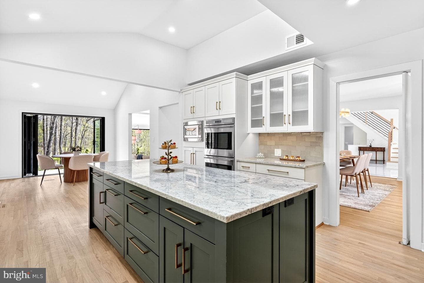 7126 Darby Road photo 22